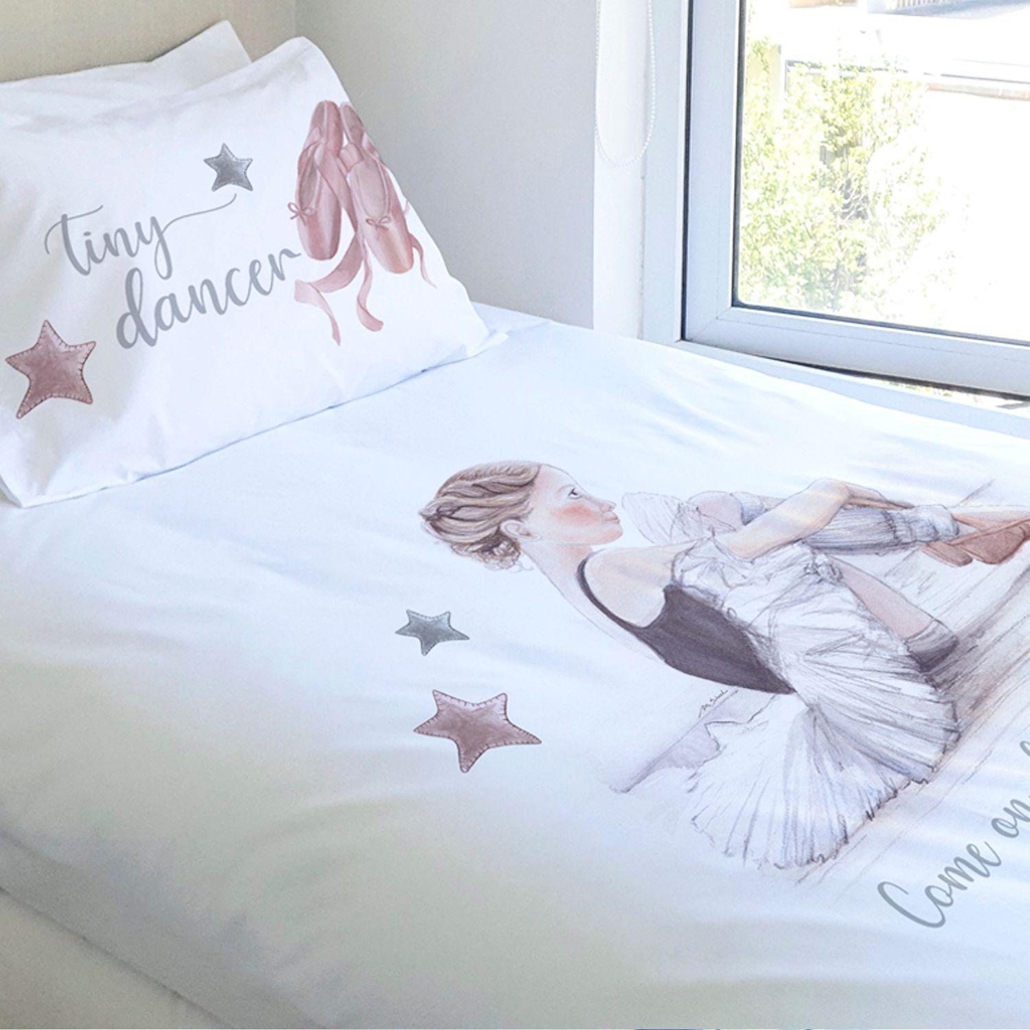 JUEGO DE CAMA FUNDA DE PLUMÓN + SABANA BAJERA +2 FUNDAS ALMOHADA BAILARINA 1,5 PLAZAS-1