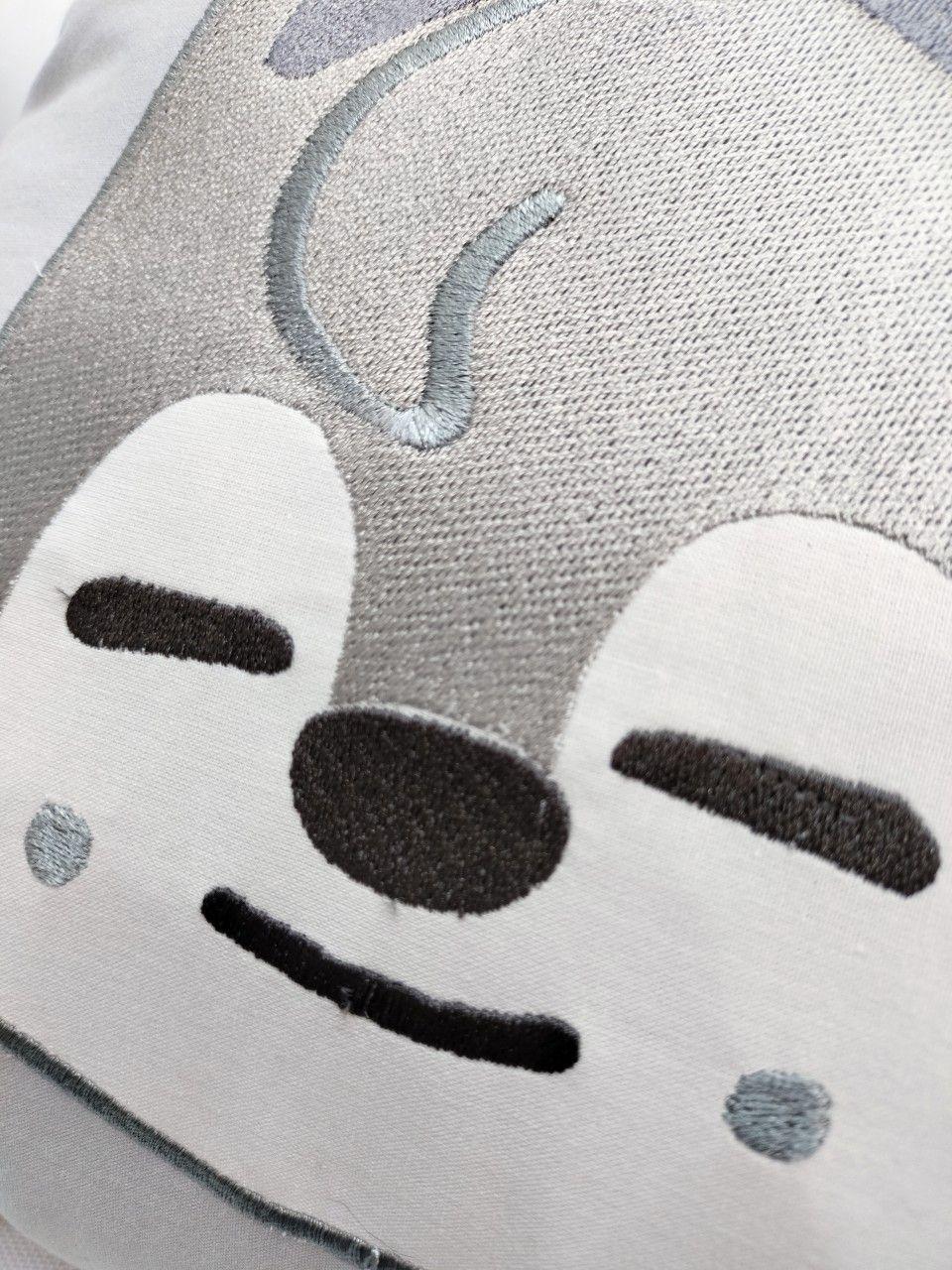 Cojin Bordado Stray Kids Bang Chan SKzoo Wolf Chan K-Pop-2