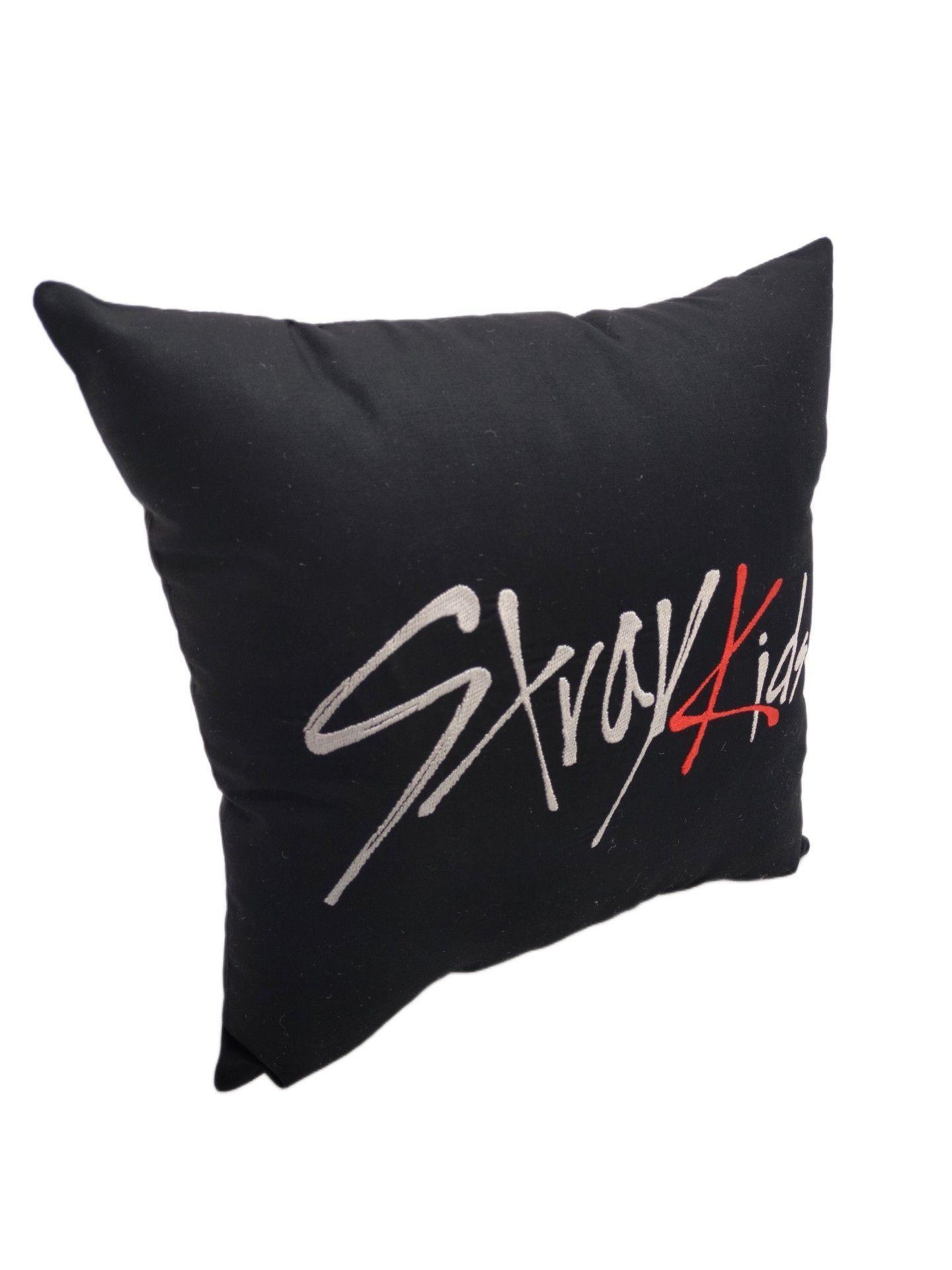 Cojin Bordado Stray Kids Hyunjin SKzoo Jiniret Black edit K-Pop-4