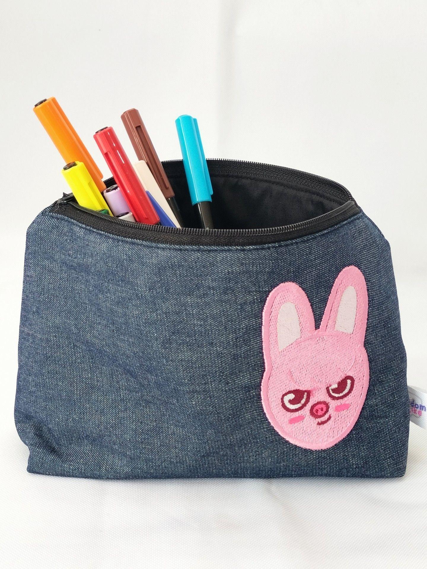 Estuche Bordado Stray Kids zoo Dwaekki Jeans K-Pop-2