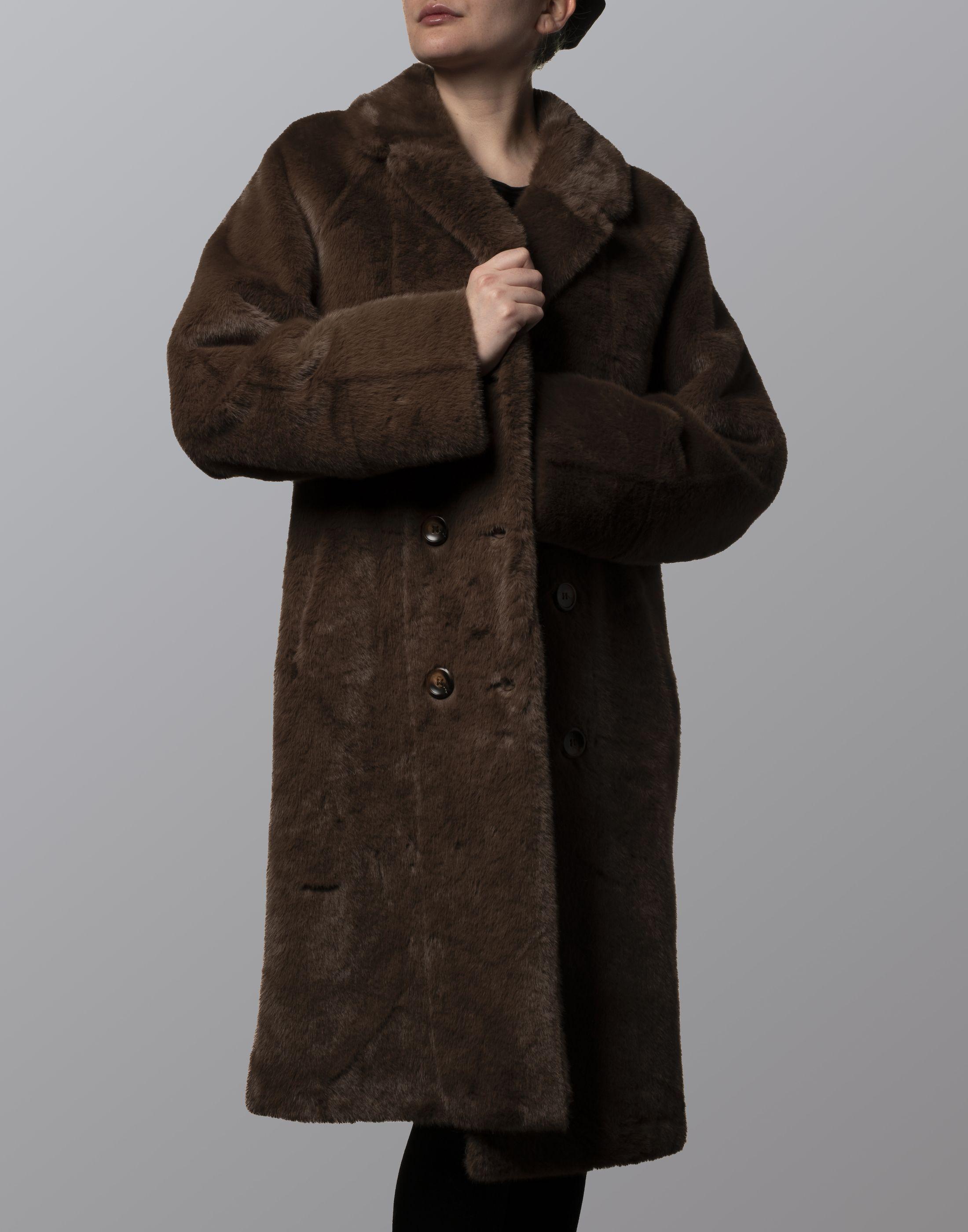 Abrigo oversize piel sintética café-2