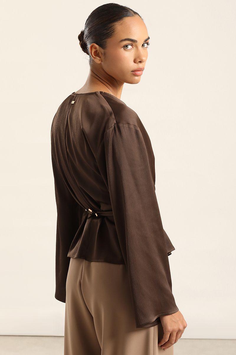 Blusa Cruzada Satin, Chocolate Liola-4