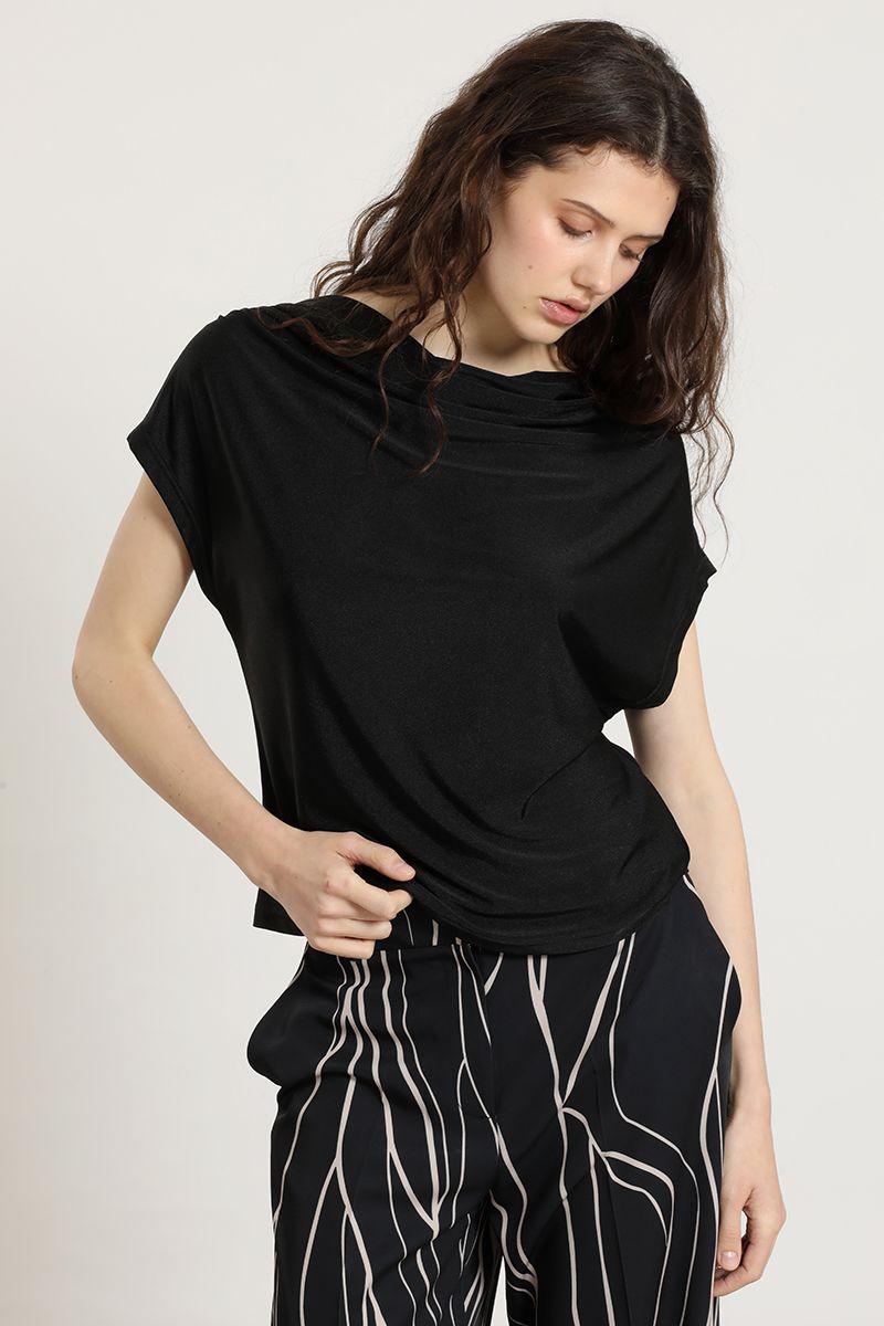 Polera escote drapeado, negro Liola-3