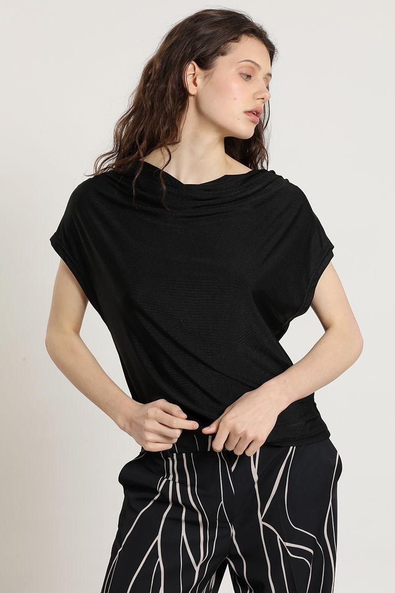 Polera escote drapeado, negro Liola-5