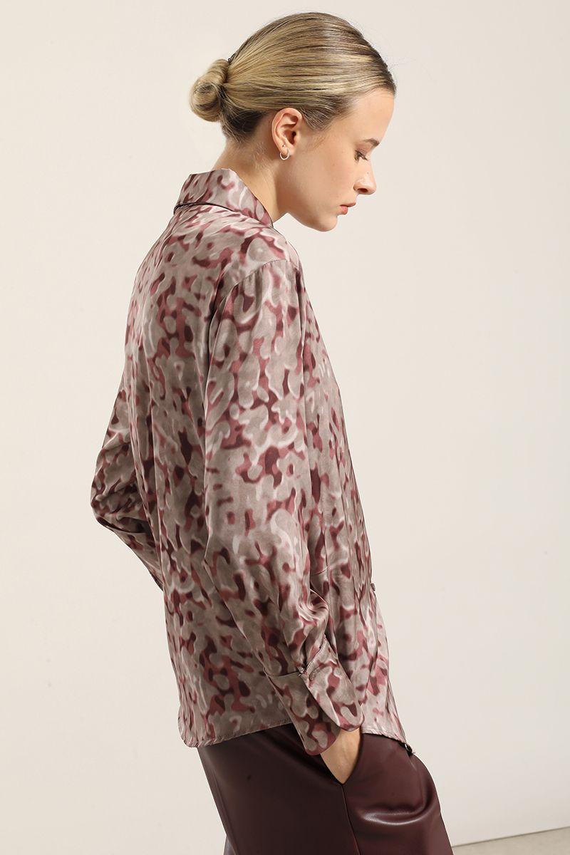Blusa Satinada Estampado Manchas, Verde Liola-4