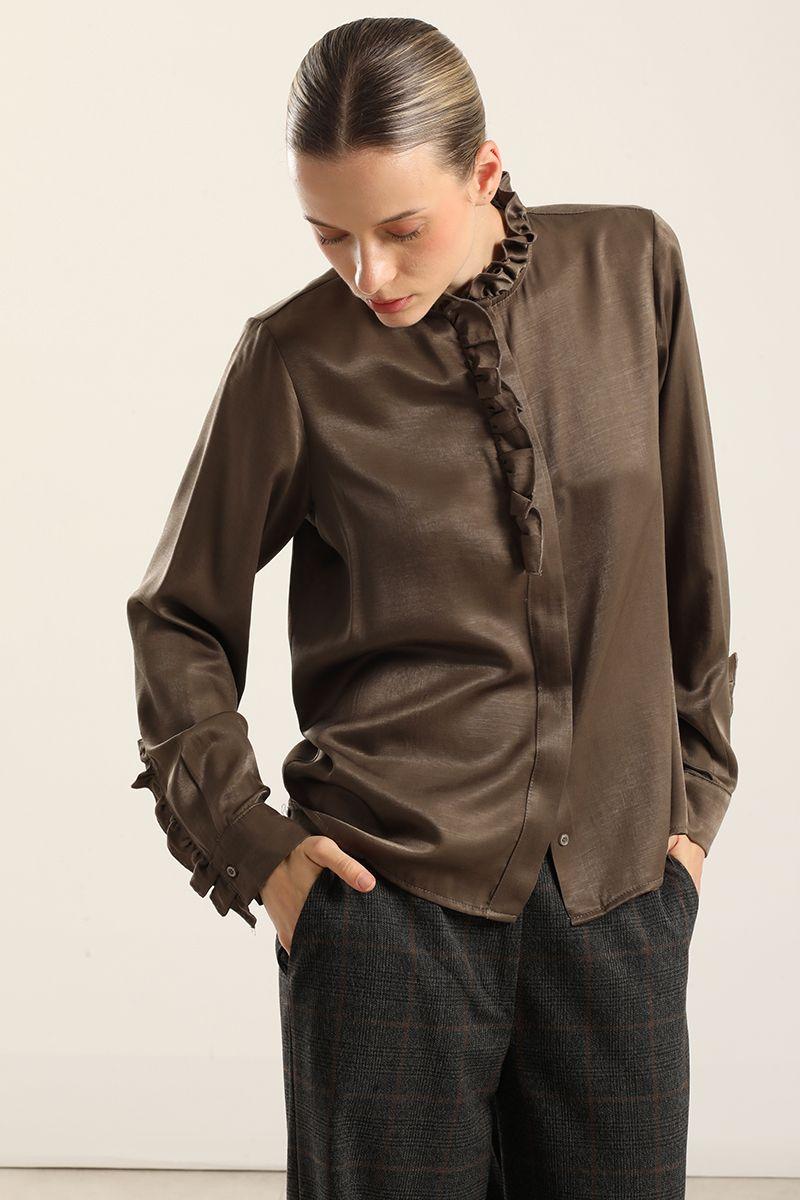 Blusa satinada vuelos, café Liola-5