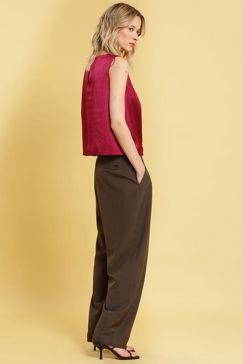 Pantalon sastre con pinzas, top Liola-5