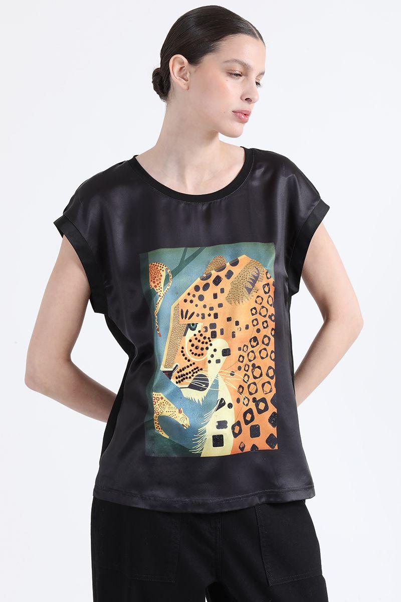 Polera Con Satin Estampado Cuadro Tigre Negro Liola-0