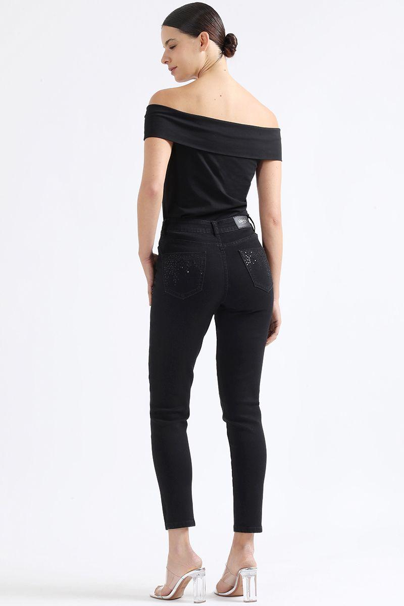 Jeans Color Skinny, Bordado, Tiro Medio, Negro Liola-3