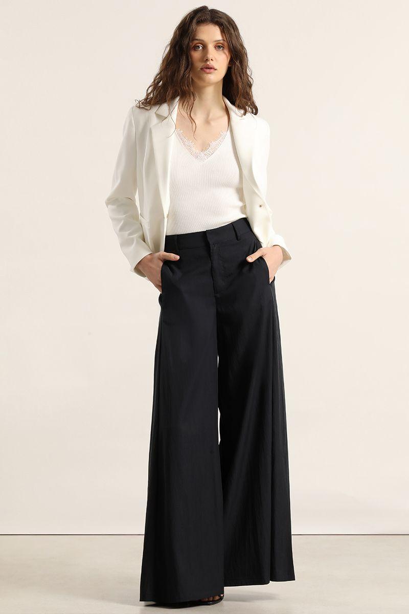 Blazer basico entallado, crudo Liola-5