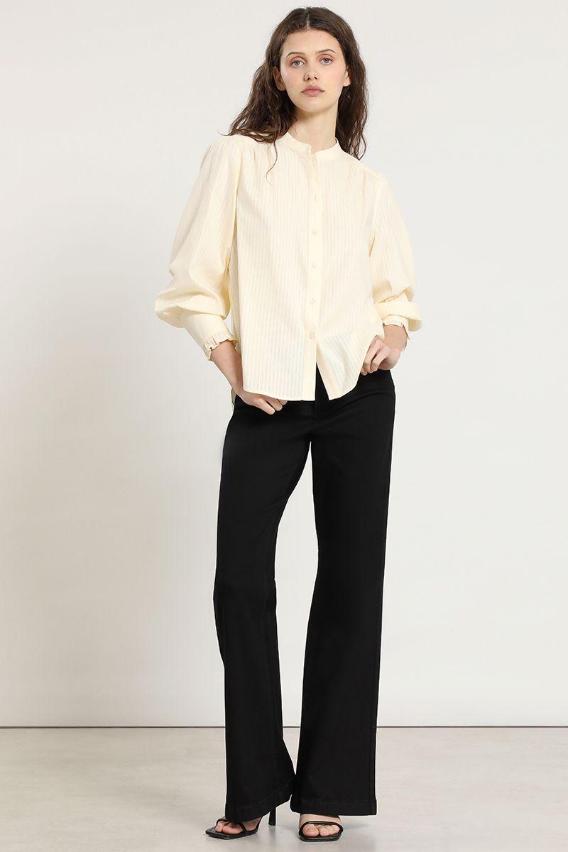 Jeans color flare, negro Liola-3