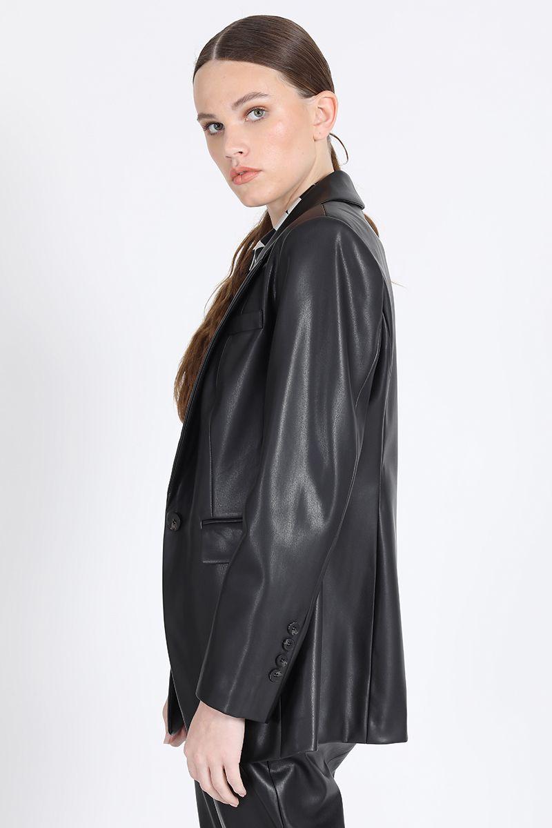 Blazer Largo Entallado Efecto Cuero, Negro Liola-3
