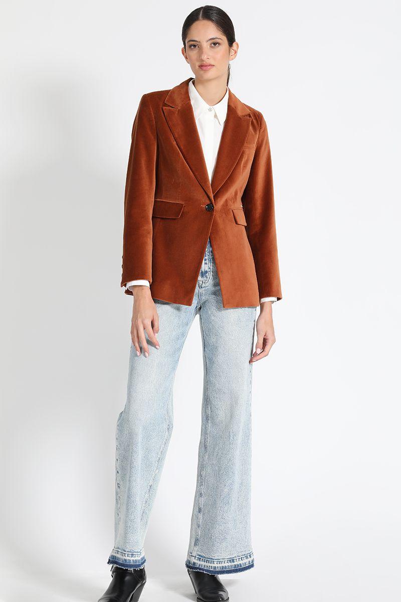 Blazer Entallado Terciopelo Camel Liola-0