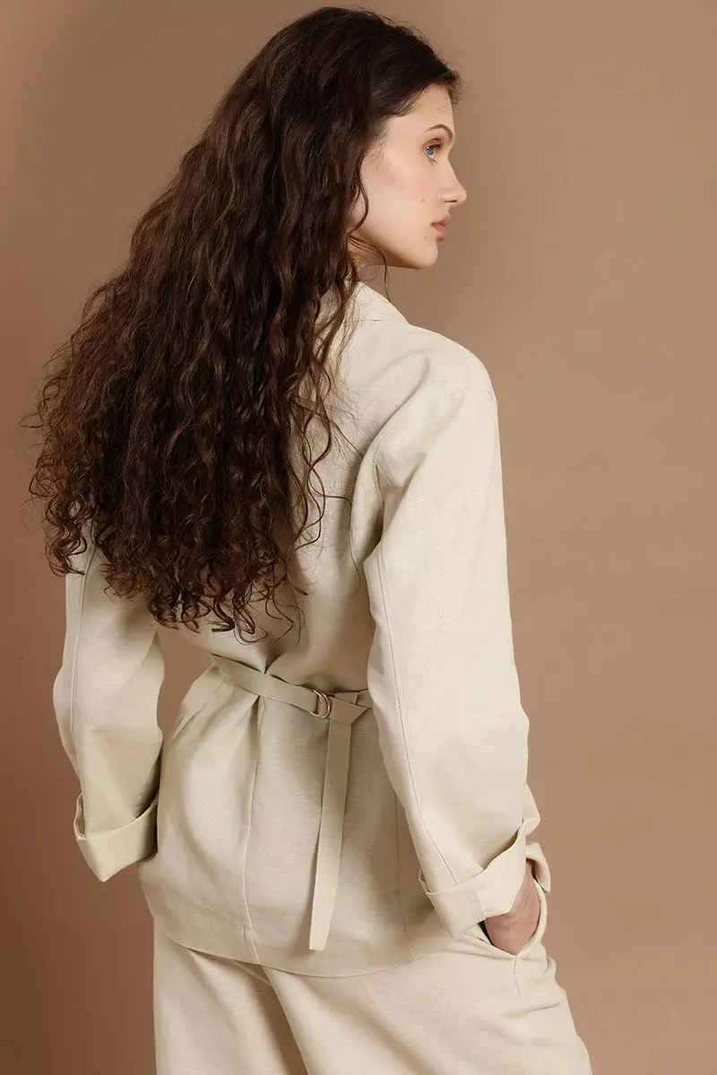 Blazer cruzado con cinturon, beige Liola-2