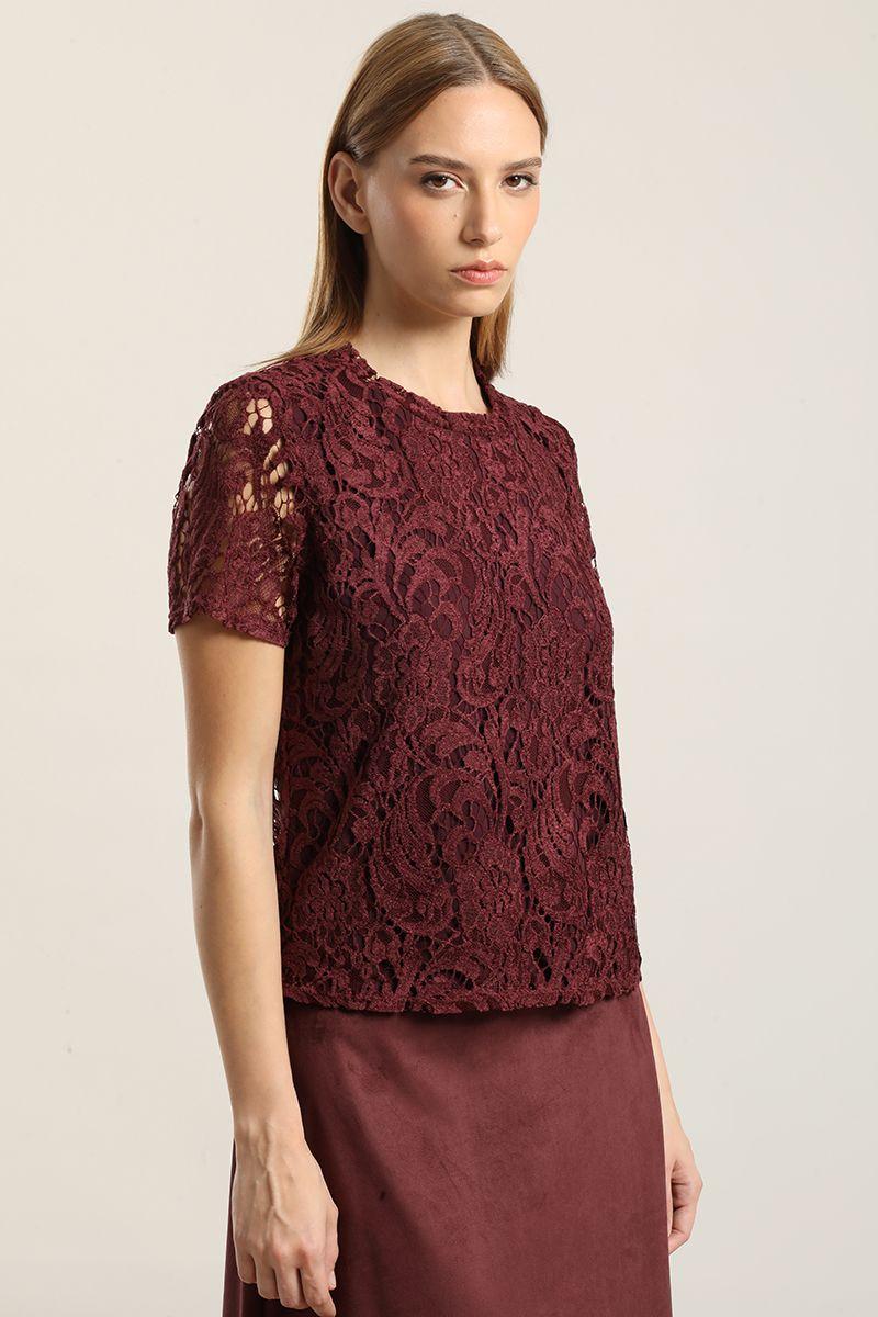 Polera manga corta, encaje, burdeo Liola-2
