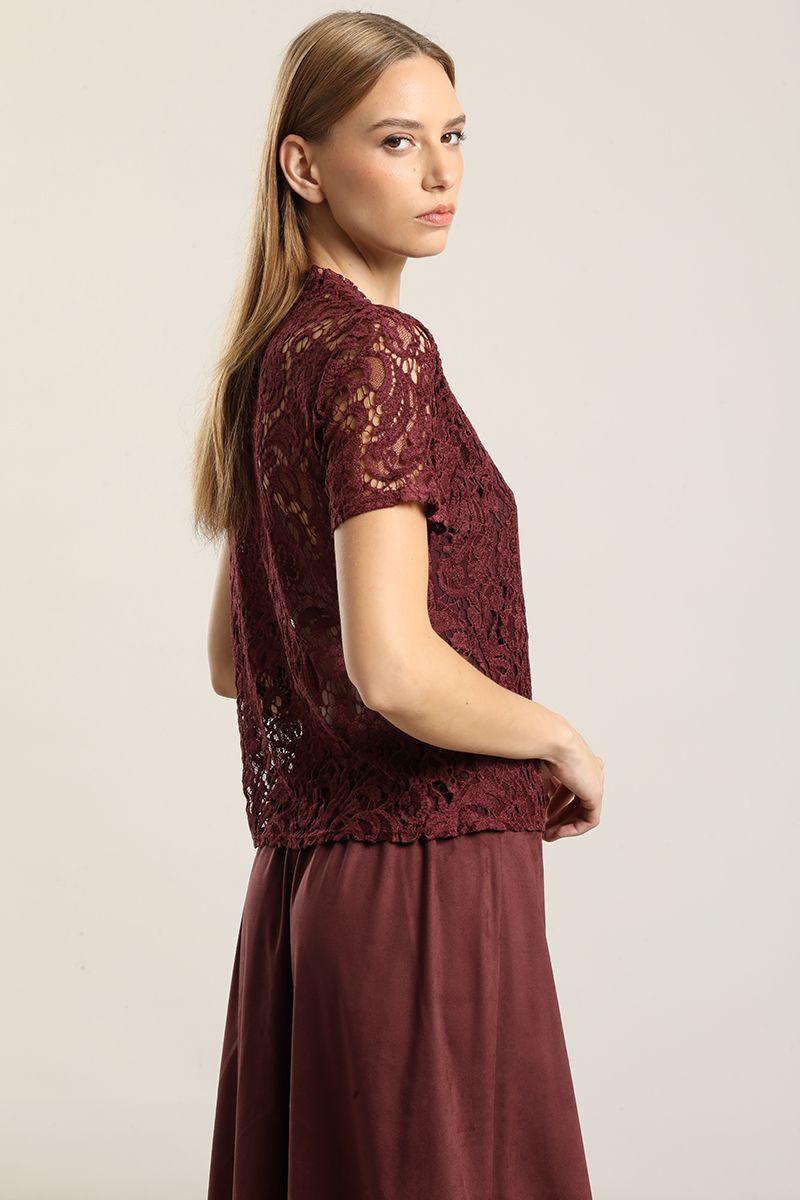 Polera manga corta, encaje, burdeo Liola-5