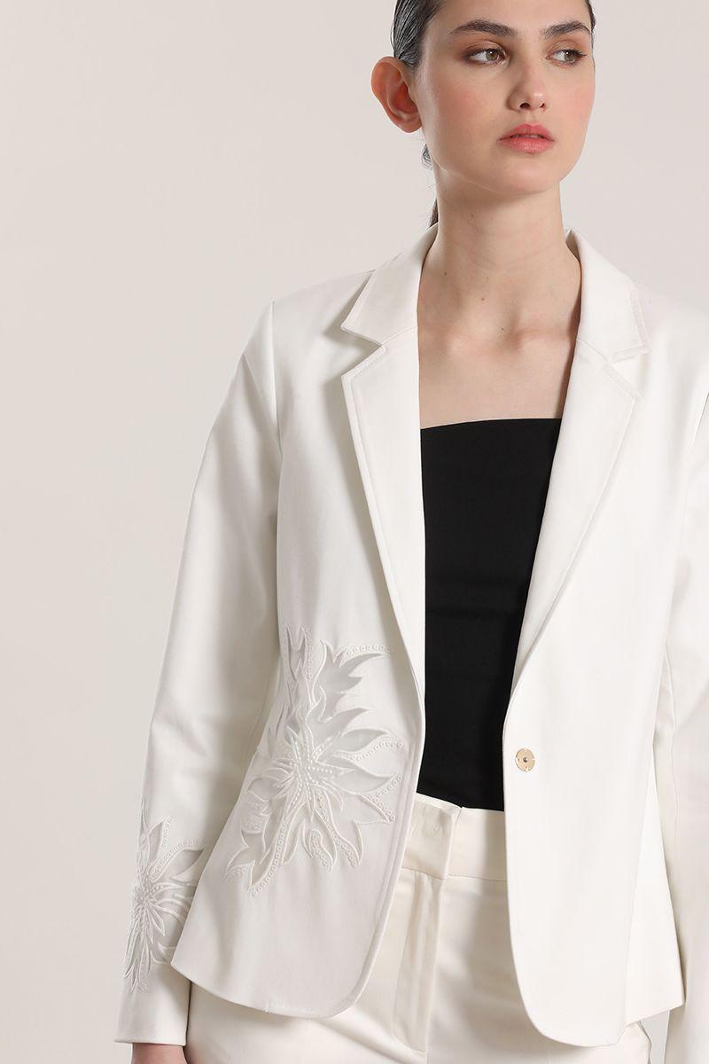 Blazer bordado Liola mujer crudo-3
