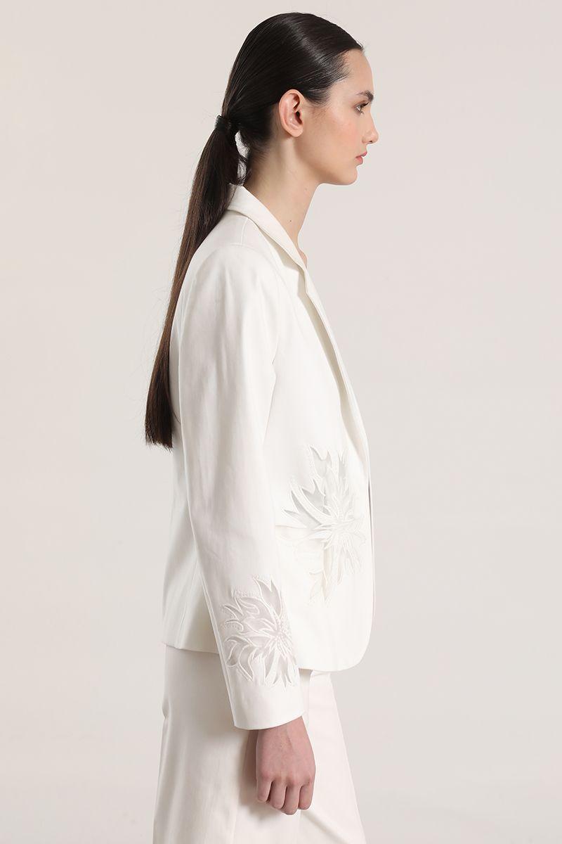 Blazer bordado Liola mujer crudo-4