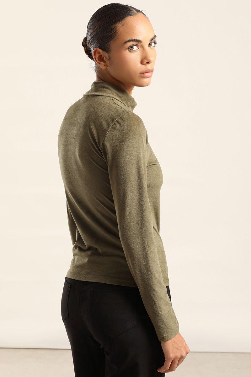 Top basico efecto gamuza, militar Liola-4
