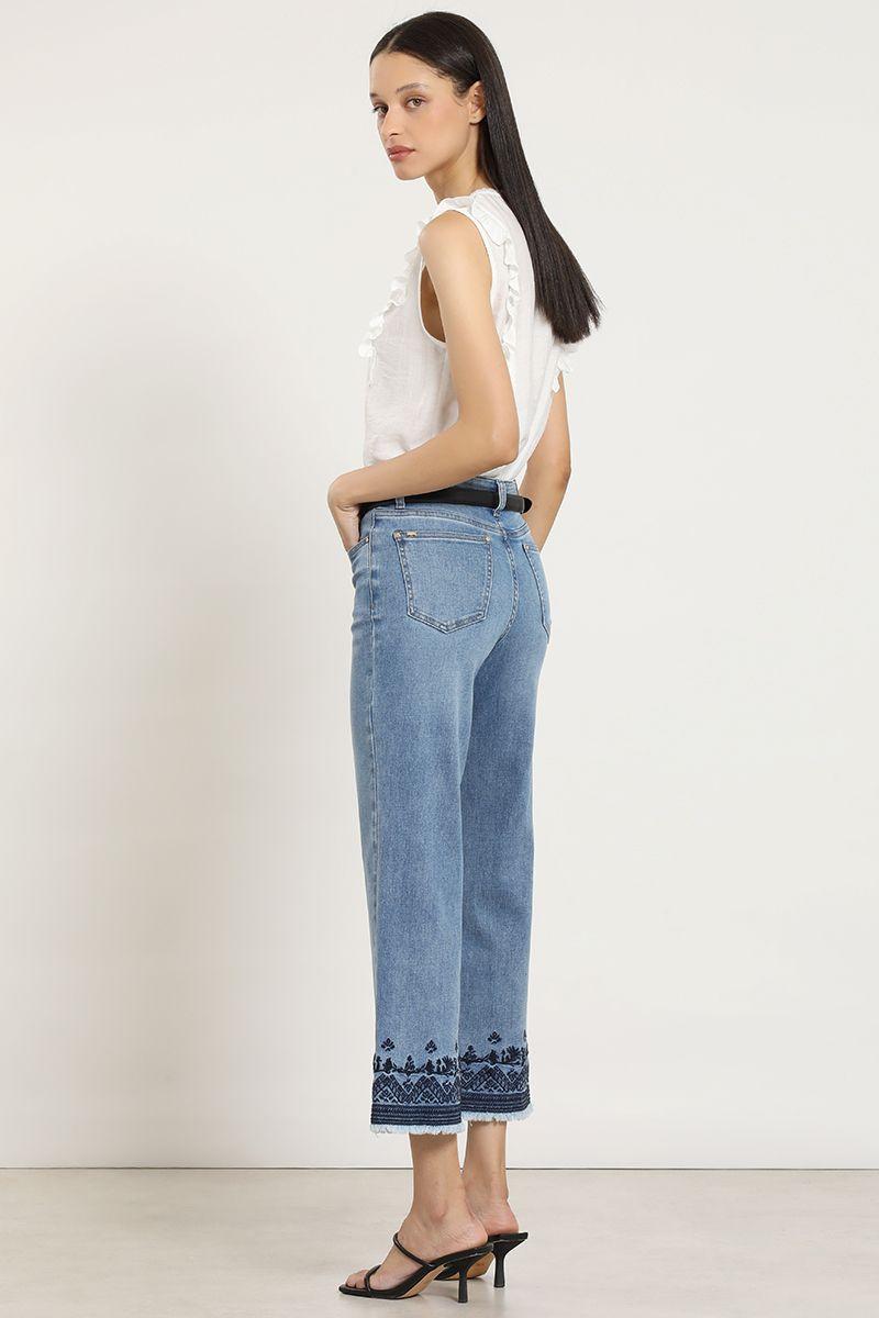 Jeans cropped straight, bordado, azul Liola-2