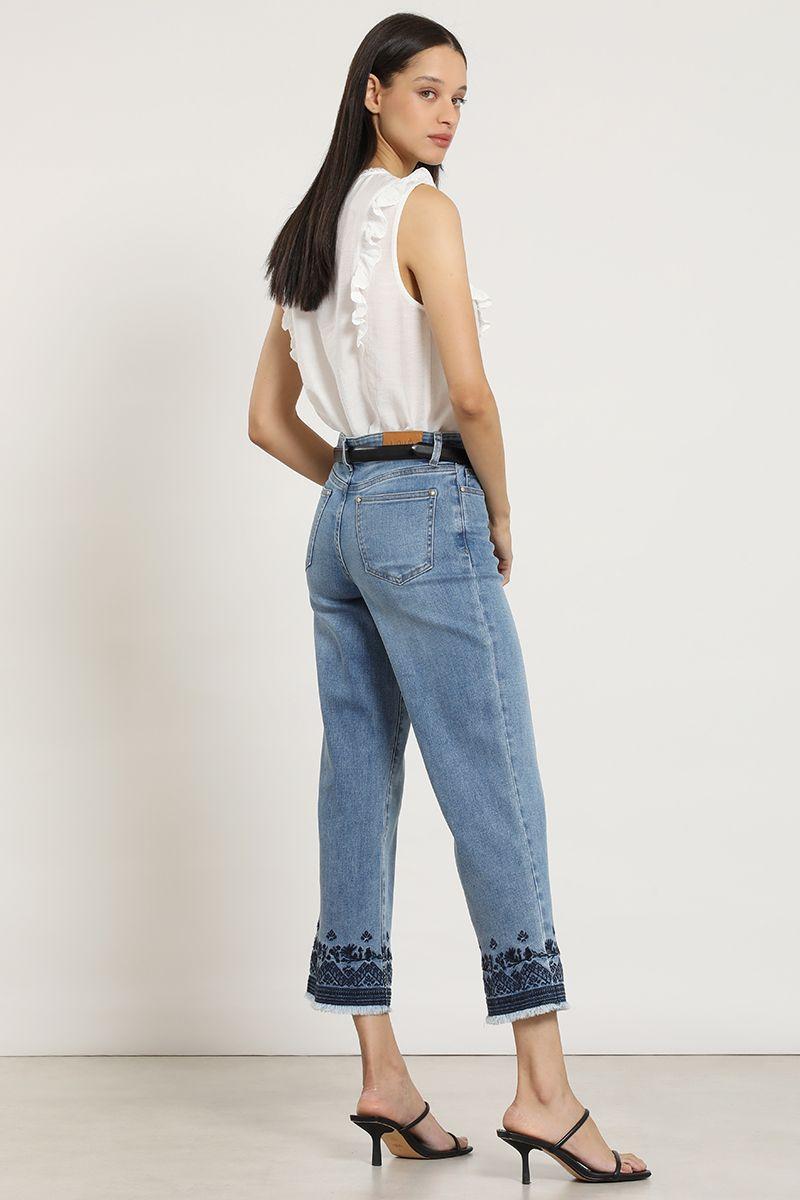Jeans cropped straight, bordado, azul Liola-5