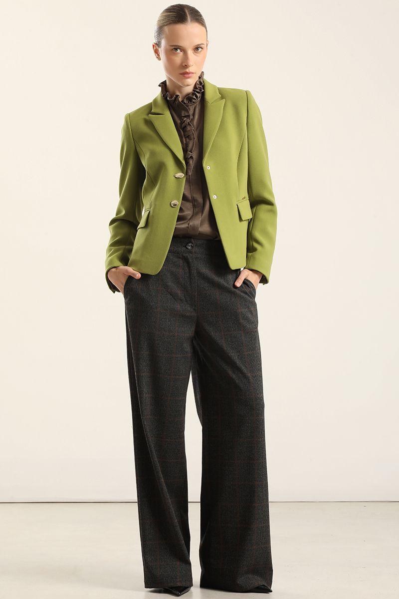 Blazer entallado, boton fantasia, pistacho Liola-0