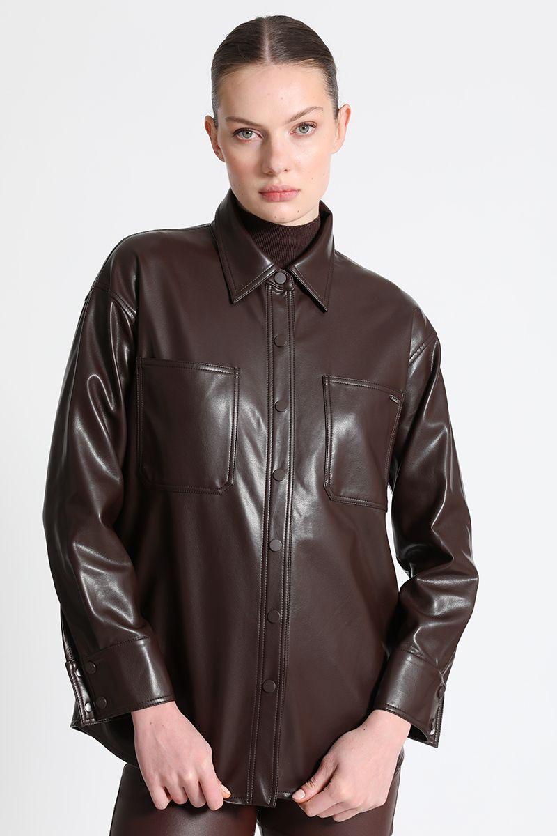 Sobrecamisa Amplia Efecto Piel Café Liola-2