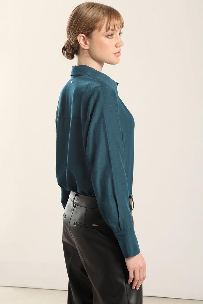 Blusa  bolsillos bordado, turquesa Liola-3