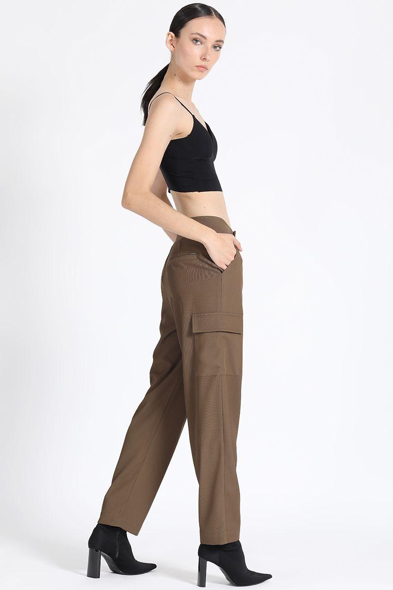 Pantalon Sastre Cargo, Tiro Medio, Café Liola-2