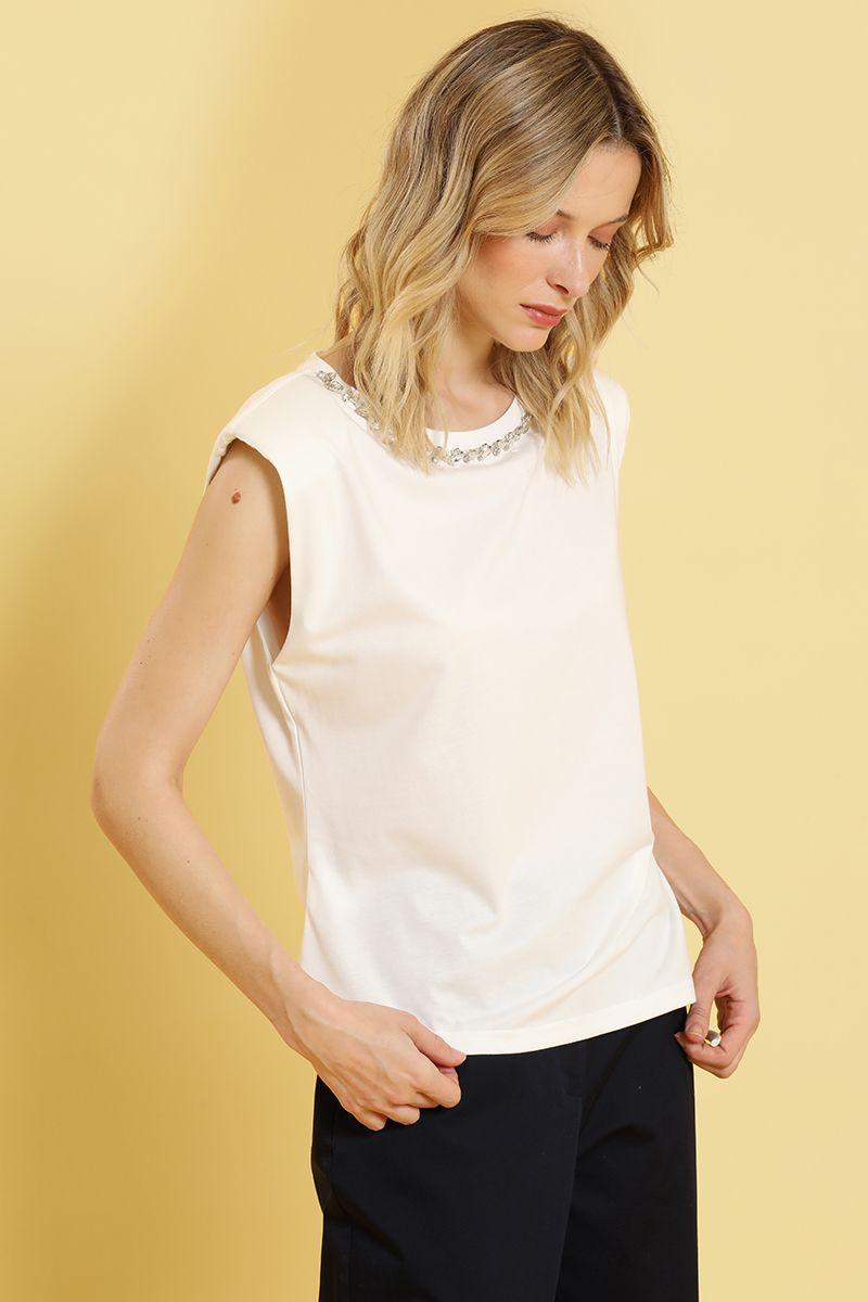 Polera recogido, aplicacion cuello, crudo Liola-2