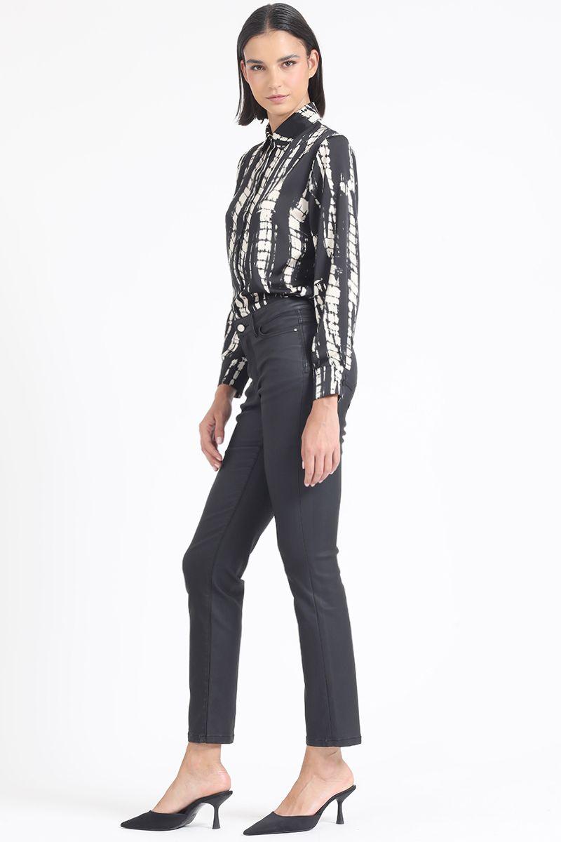 Pantalon Pitillo, Tiro Medio, Engomado, Negro Liola-3