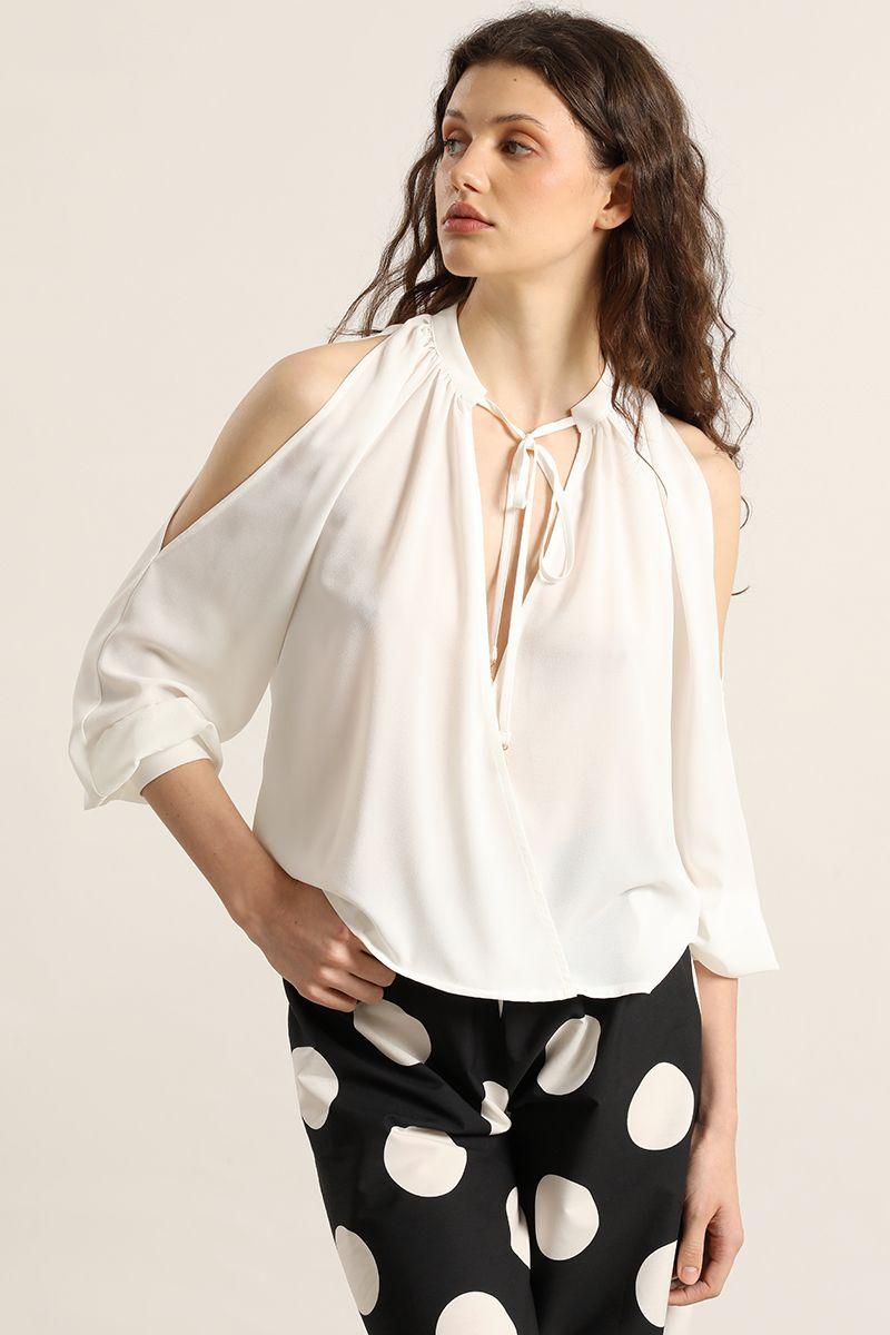 Blusa abertura en hombros, crudo Liola-0