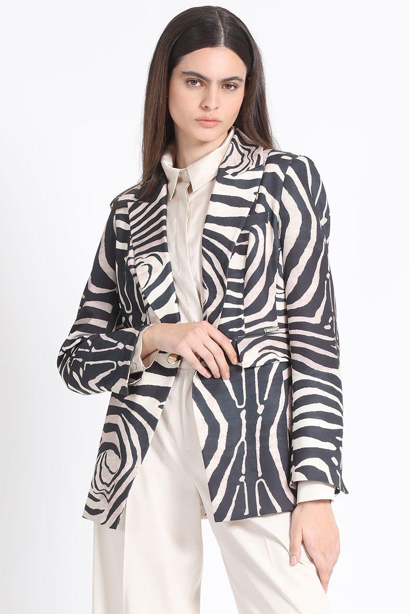 Blazer Entallado Estampado Animal Beige Liola-4