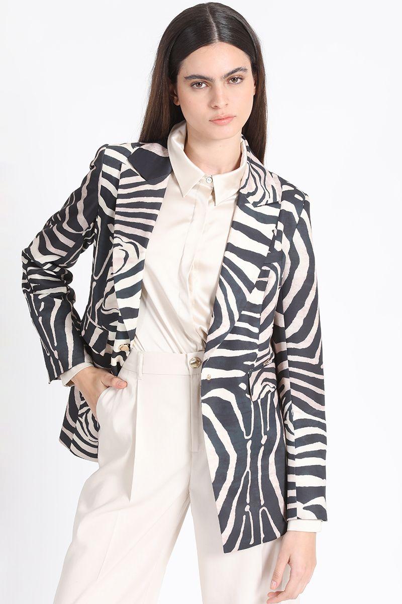 Blazer Entallado Estampado Animal Beige Liola-6