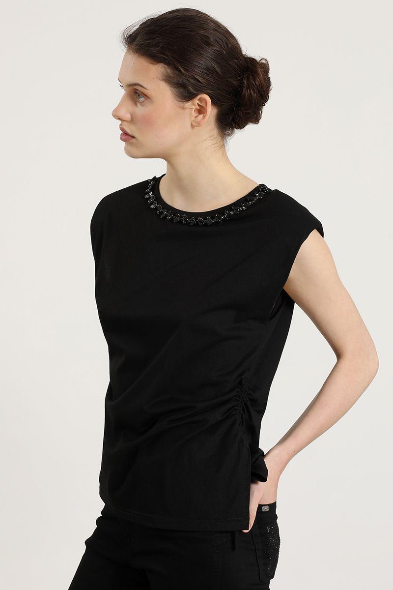 Polera recogido, aplicacion cuello, negro Liola-6