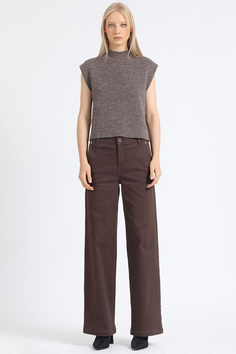 Jeans Straight, Tiro Medio, Con Bordado, Chocolate Liola-0