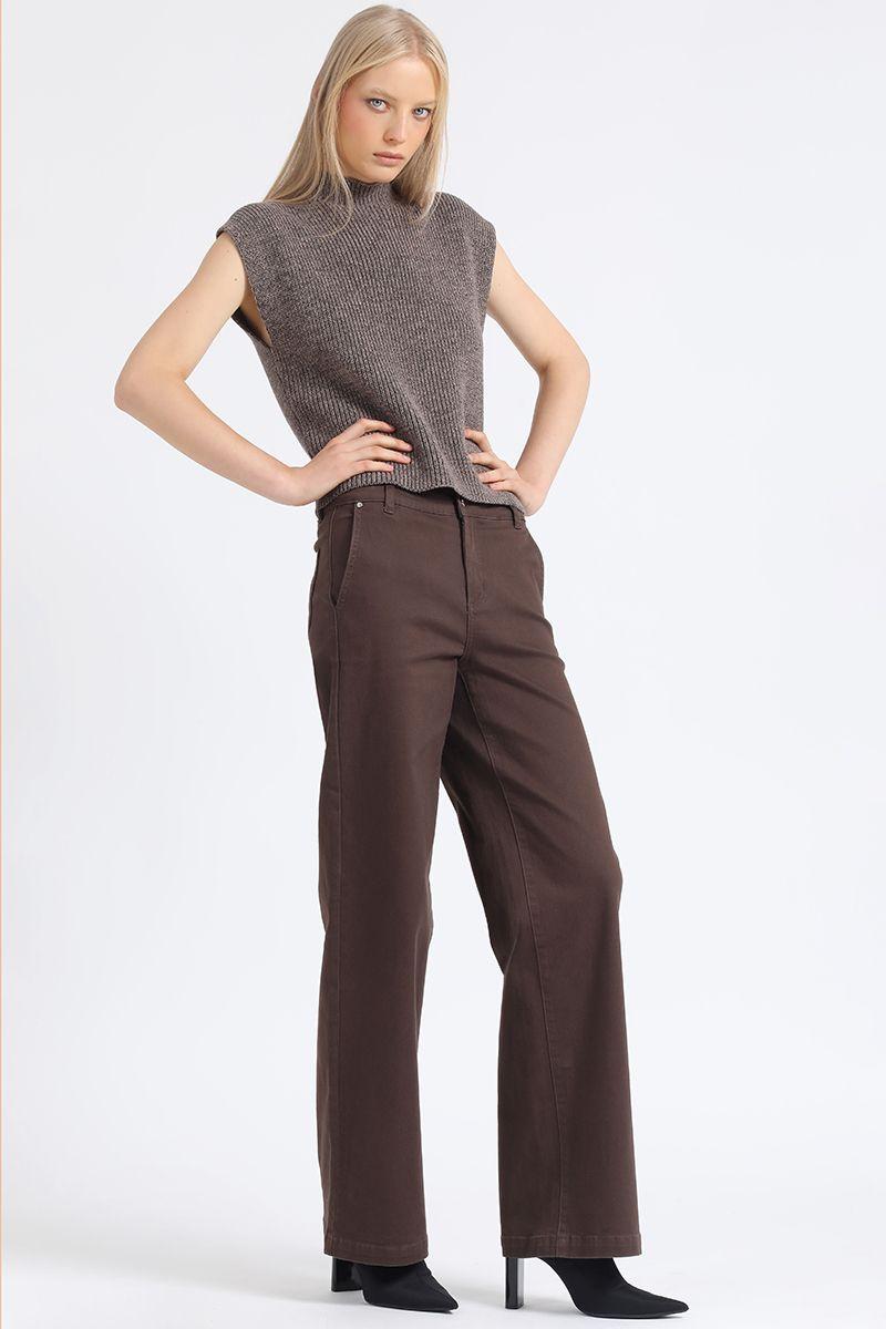 Jeans Straight, Tiro Medio, Con Bordado, Chocolate Liola-4