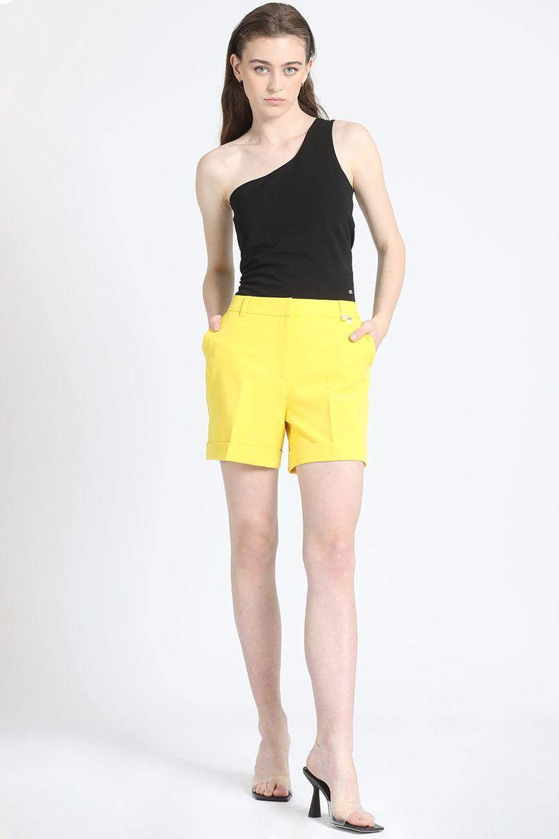 Short Con Bastilla Amarillo Liola-2
