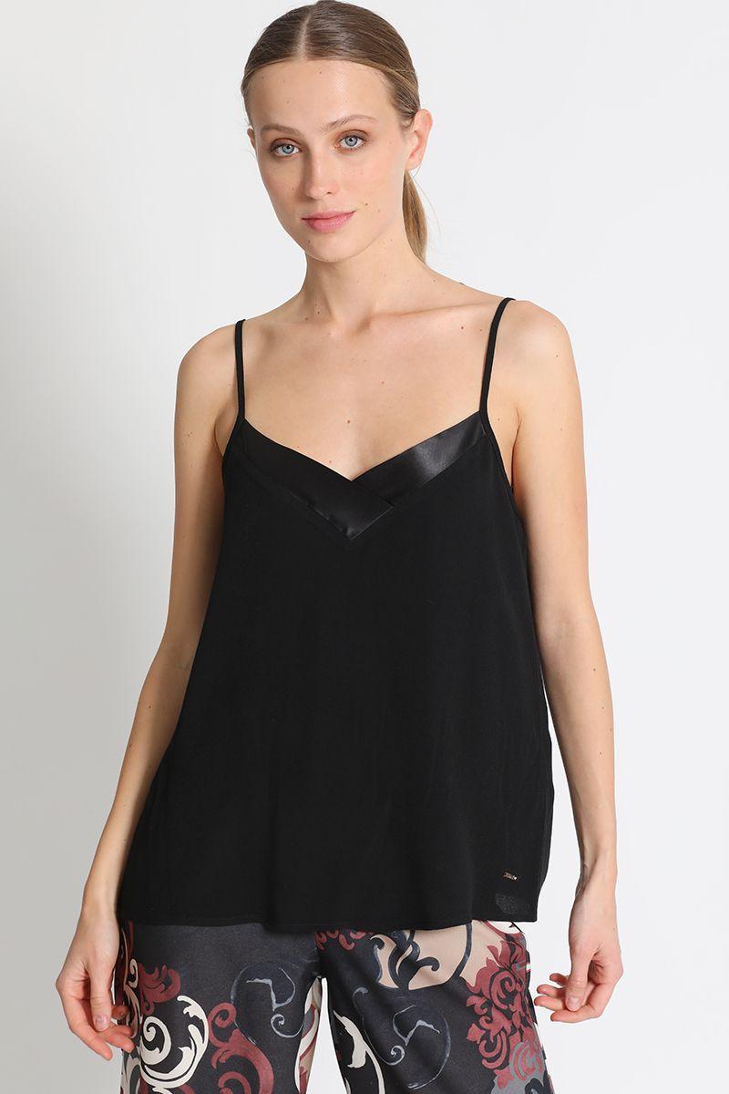 Top Pabilos Básico Negro Liola-1