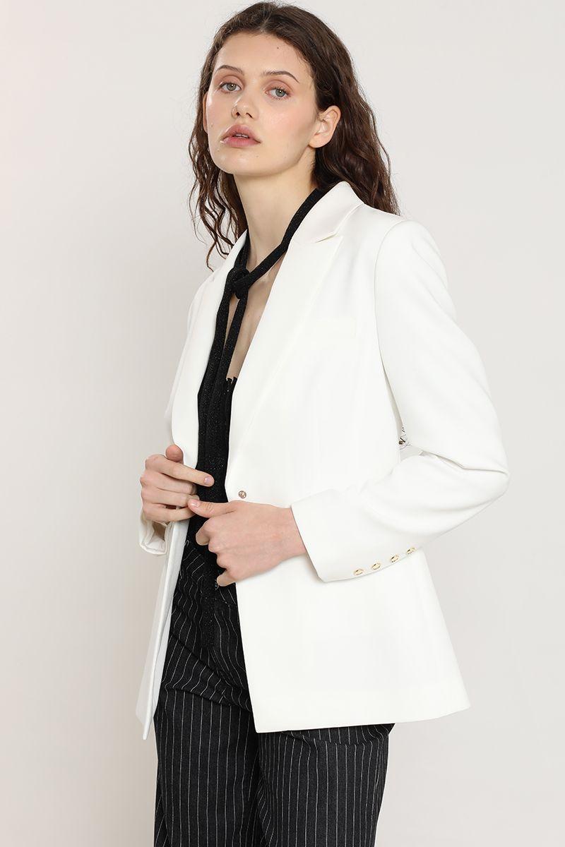 Blazer entallado, broches fantasia, crudo Liola-2
