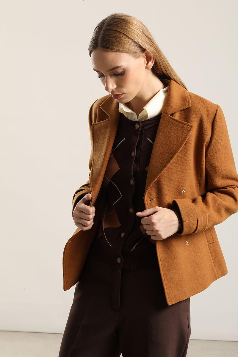 Chaqueta cruzada semi recta, camel Liola-4