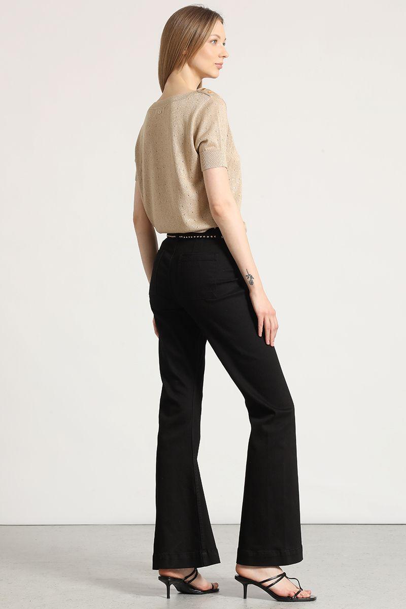 Jeans flare con cinturón liola mujer negro-4