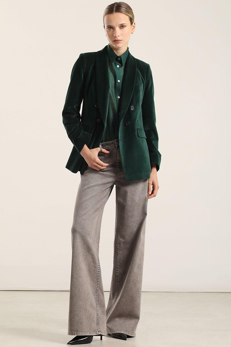 Blazer entallado, cuello smoking, terciopelo verde Liola-1