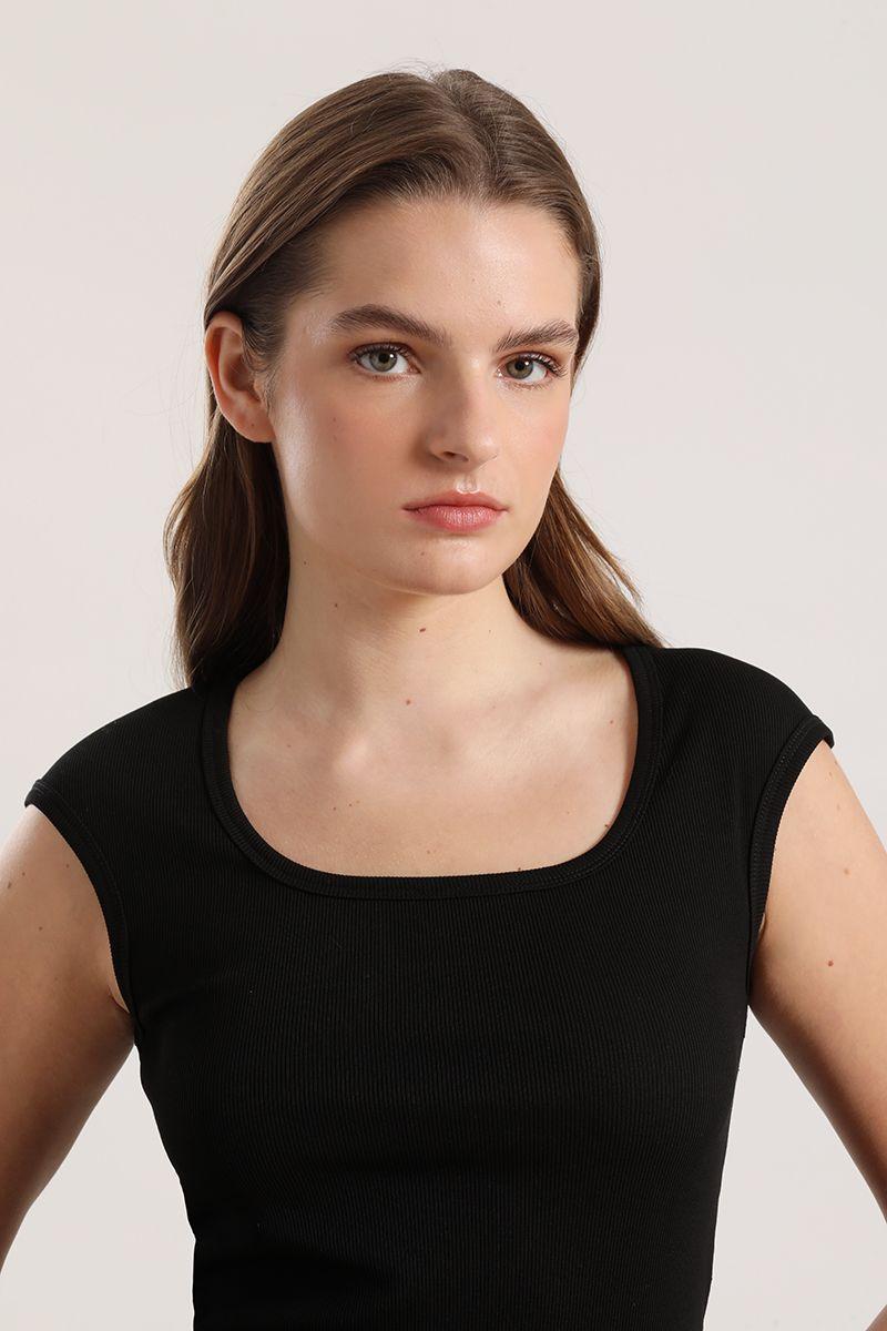 Polera escotada ribb liola mujer negro-2