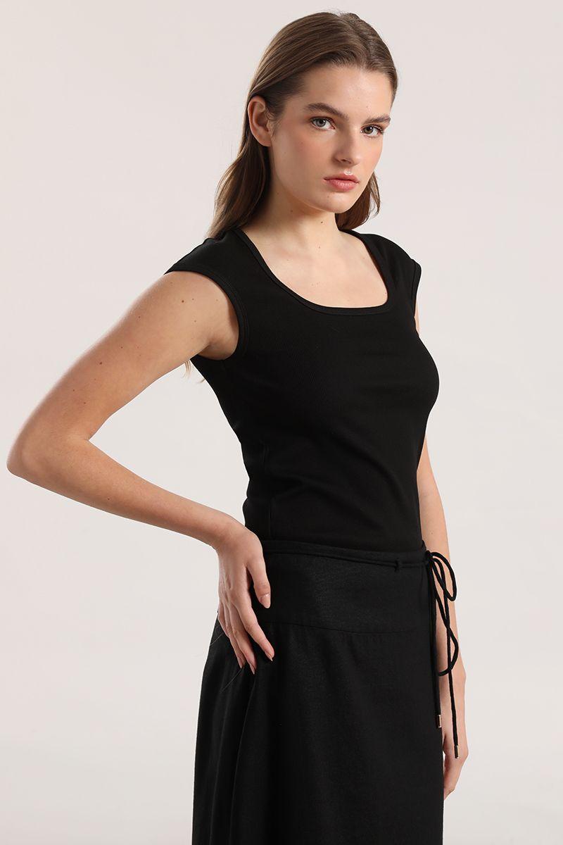 Polera escotada ribb liola mujer negro-4