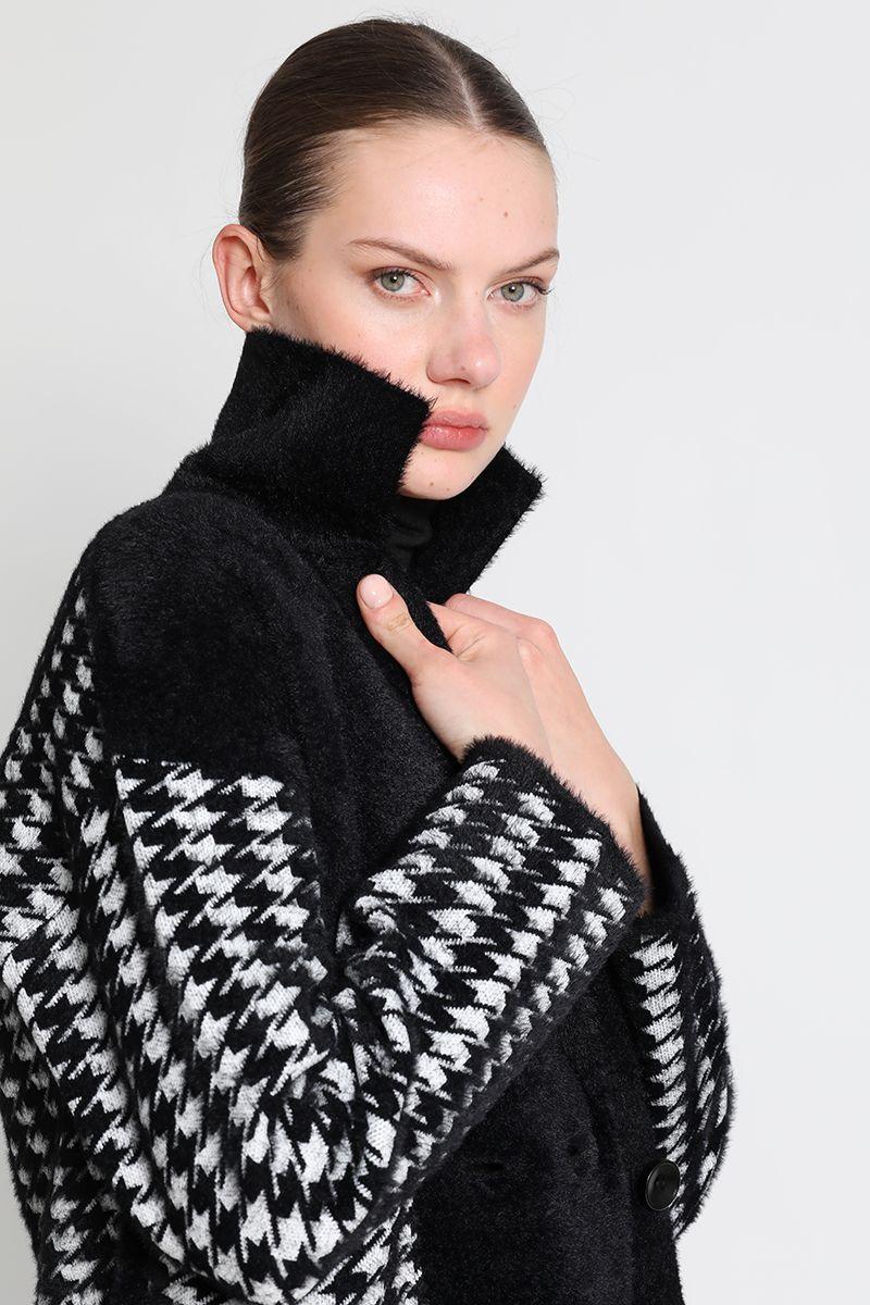 Chaquetón Recto Tejido Fantasía Liso Negro Liola-1