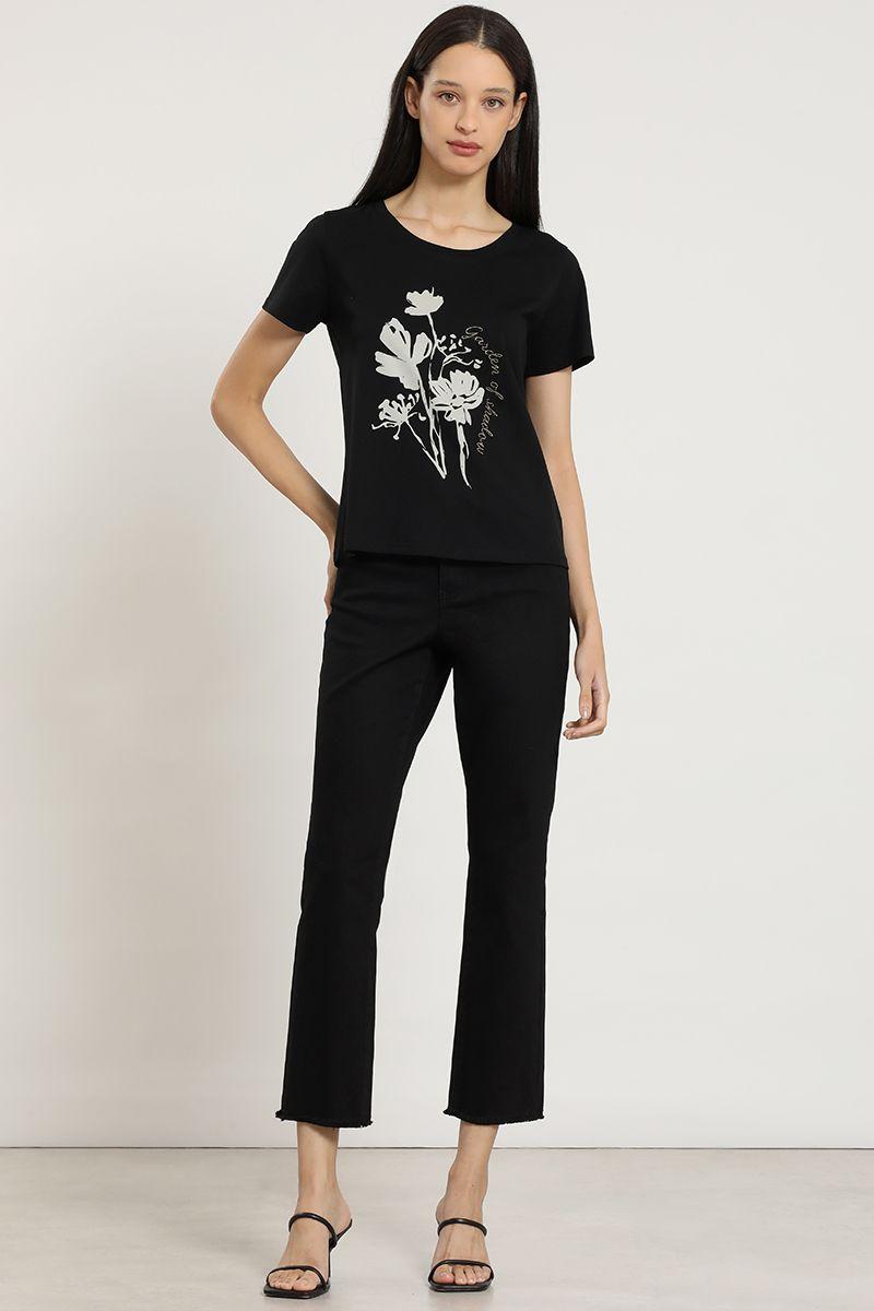 Polera estampado flores, bordado, negro Liola-3