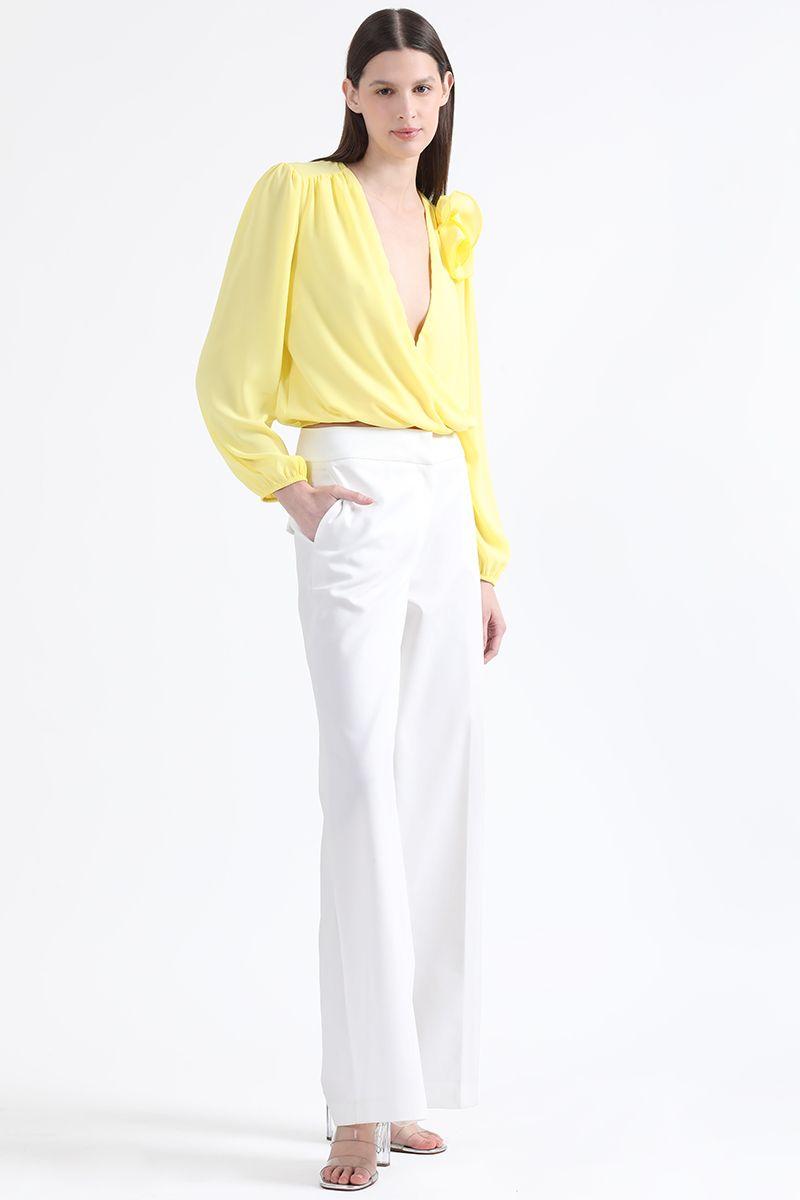 Blusa Aplicación Flor, Amarillo, Colección Italia Liola-1