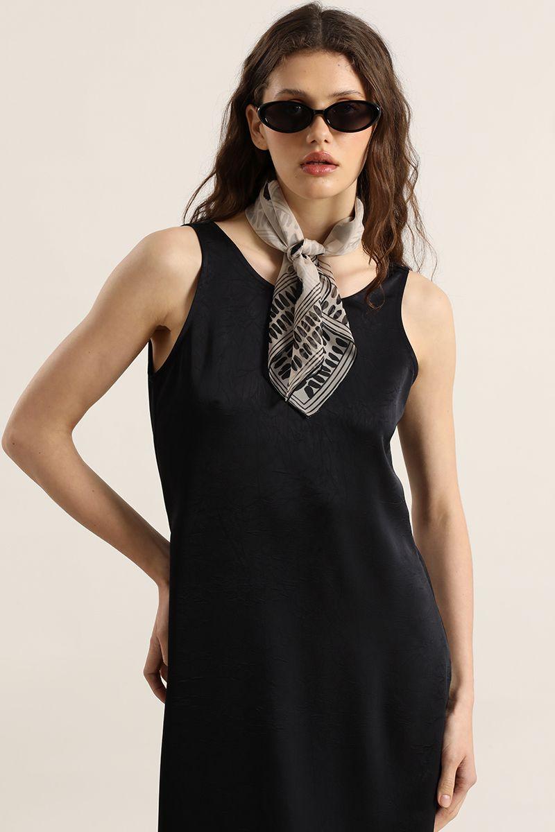 Vestido maxi satinado, azul marino Liola-3