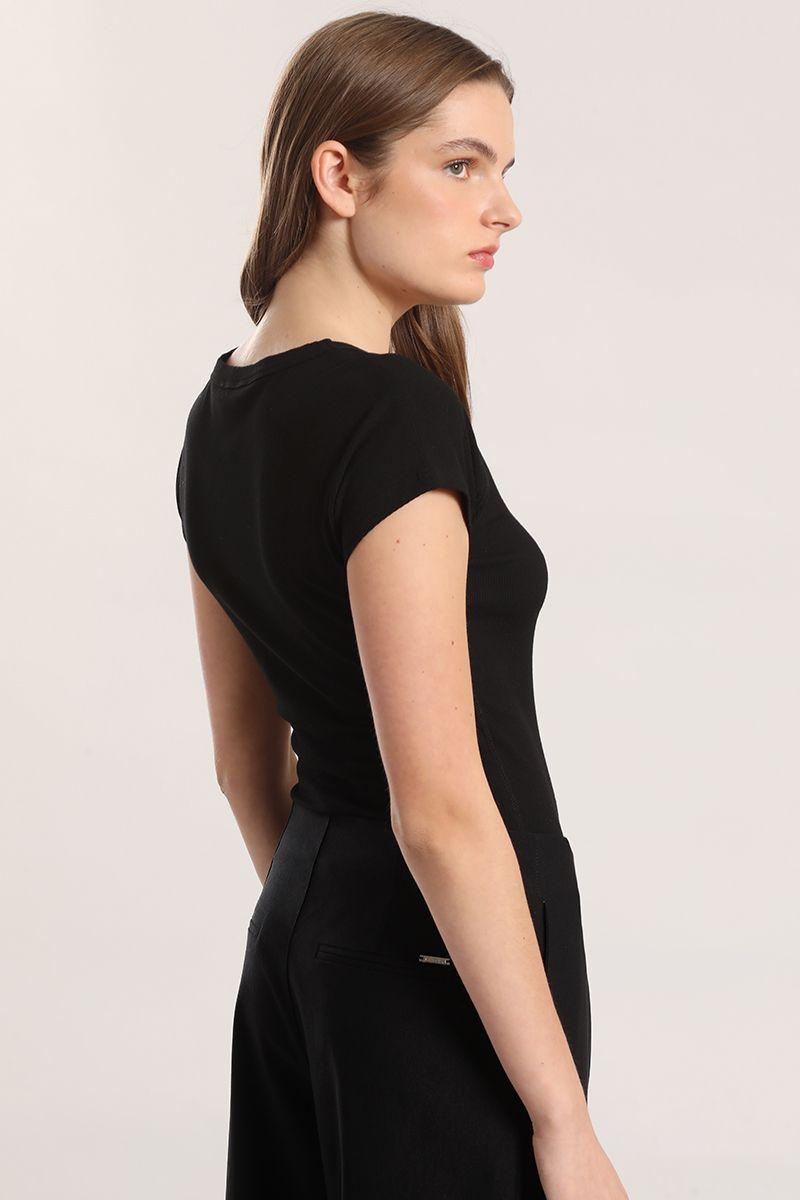 Polera ribb básica liola mujer negro-4